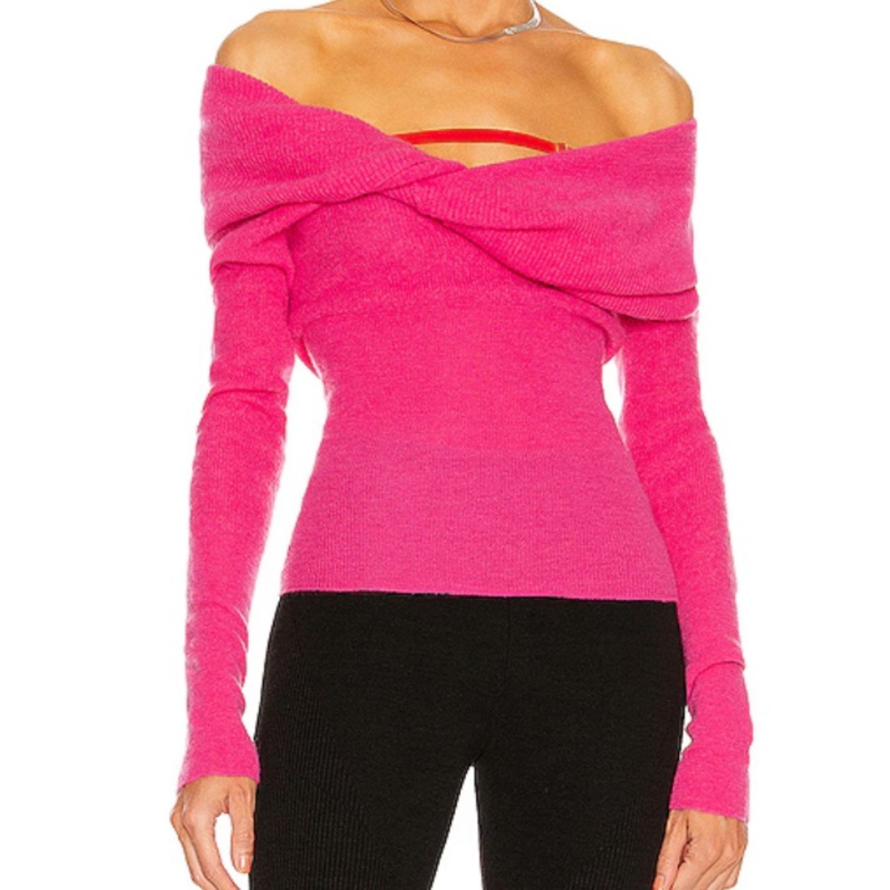 JACQUEMUS 
La maille Ascua off-the-shoulder knitted jumper